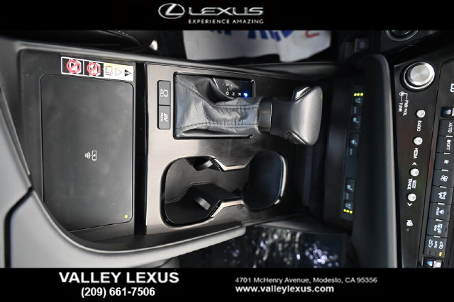 Used 2025 Lexus ES 300h w/ Premium Package FWD image 9