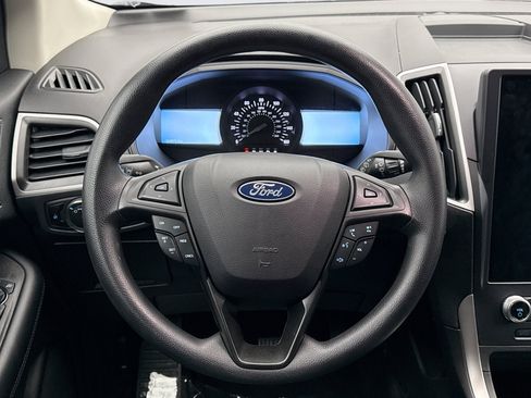 Used 2023 Ford Edge SE AWD/4WD image 12