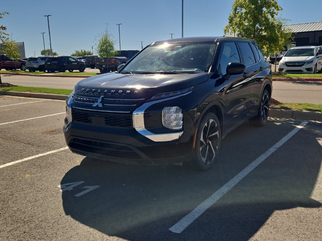 Used 2022 Mitsubishi Outlander ES AWD/4WD image 1