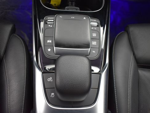 Used 2022 Mercedes-Benz CLA 35 AMG 4MATIC image 13