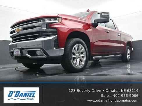 Used 2022 Chevrolet Silverado 1500 LTZ w/ LTZ Premium Package AWD/4WD image 9