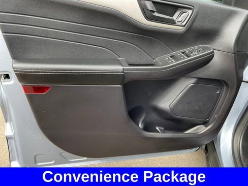 Used 2022 Ford Escape SE w/ Convenience Package AWD/4WD image 9