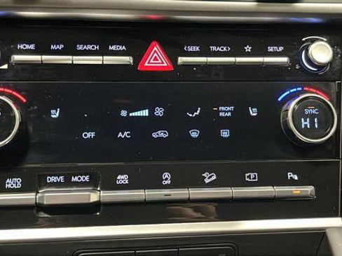 Used 2024 Hyundai Santa Fe XRT AWD/4WD image 18