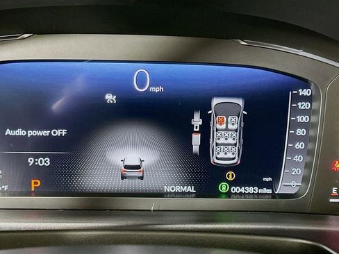 Certified 2025 Honda Pilot Black Edition image 12