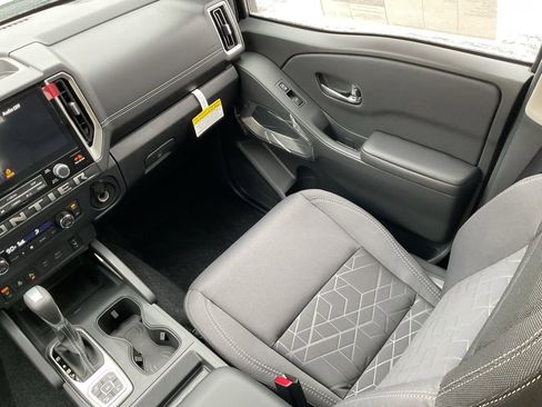 New 2026 Nissan Frontier SV w/ SV Convenience Package image 17