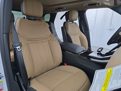 New 2026 Land Rover Range Rover Sport Dynamic SE image 10