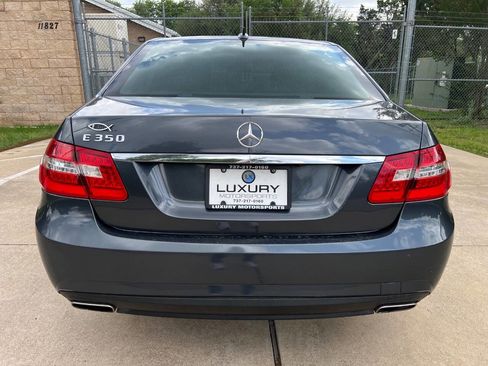 Used 2010 Mercedes-Benz E 350 Sedan image 9