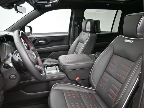 Used 2026 GMC Yukon XL AT4 Ultimate AWD/4WD image 28