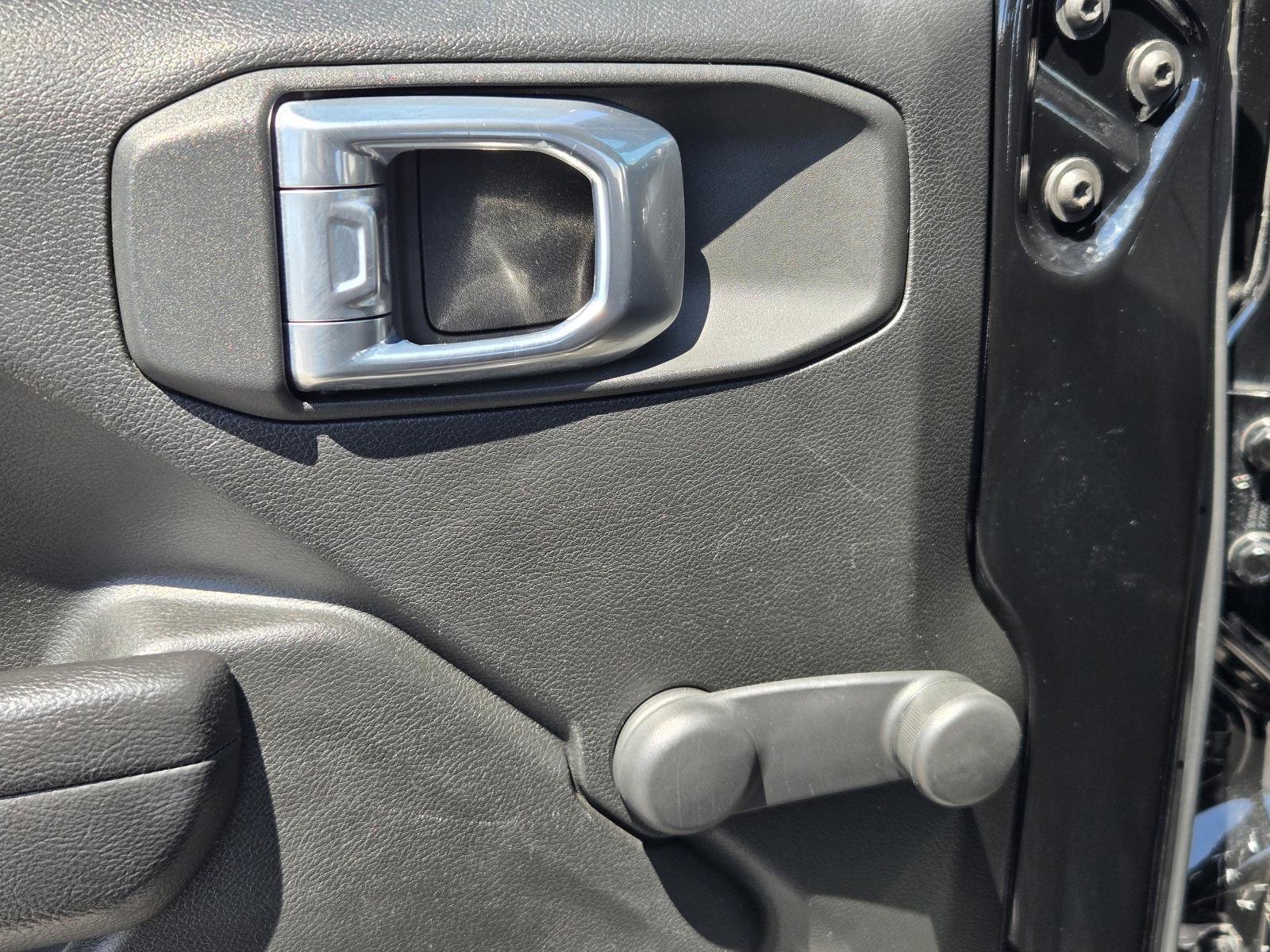 Used 2022 Jeep Wrangler Sport AWD/4WD image 23