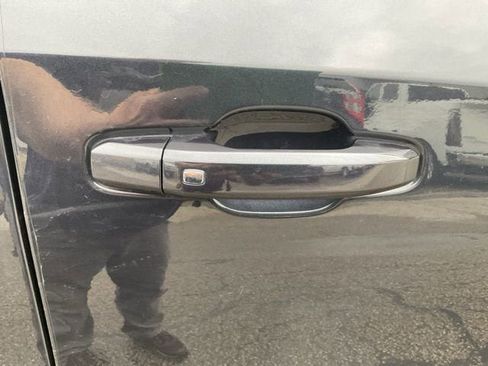 Used 2022 Chevrolet Silverado 1500 LT image 17