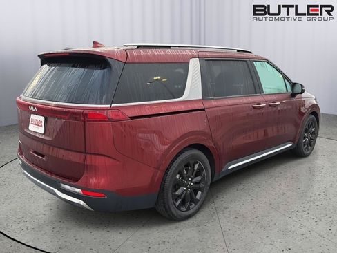 Used 2024 Kia Carnival SX Prestige FWD image 6