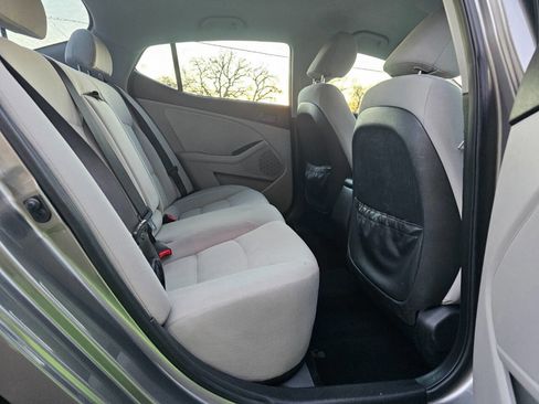 Used 2015 Kia Optima LX image 19
