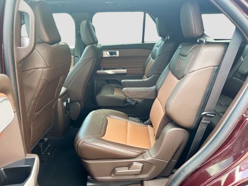 Used 2023 Ford Explorer King Ranch w/ Technology Package AWD/4WD image 25