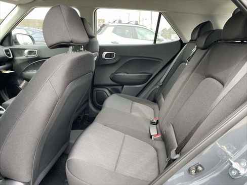 New 2026 Hyundai Venue SE image 6