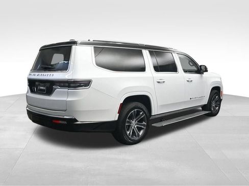 Used 2024 Jeep Grand Wagoneer L 4WD image 5