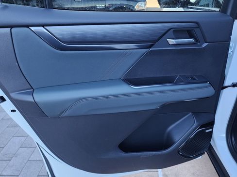 New 2026 GMC Acadia AT4 w/ Super Cruise Package image 45