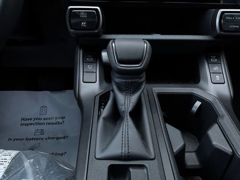 New 2026 Toyota RAV4 XSE AWD/4WD image 24