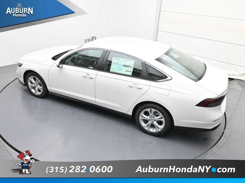 New 2025 Honda Accord LX image 27