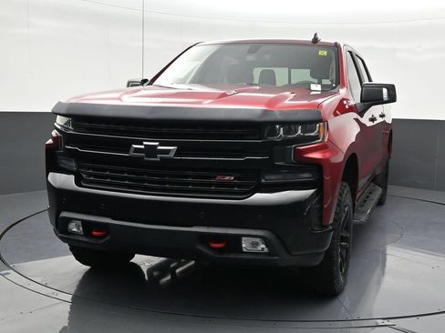 Used 2020 Chevrolet Silverado 1500 LT Trail Boss image 9