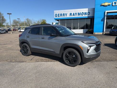 New 2026 Chevrolet TrailBlazer LT w/ Convenience Package AWD/4WD image 1