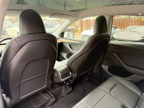 Used 2023 Tesla Model Y AWD image 16