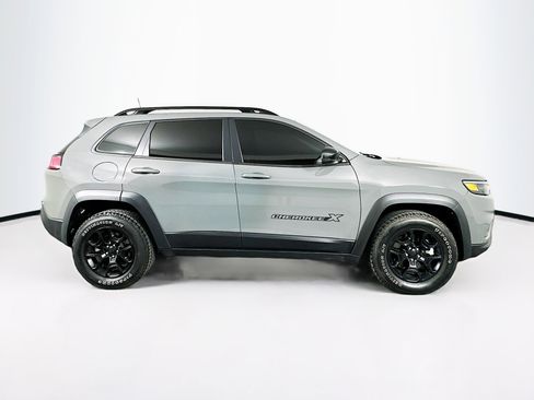 Used 2022 Jeep Cherokee Latitude AWD/4WD image 10