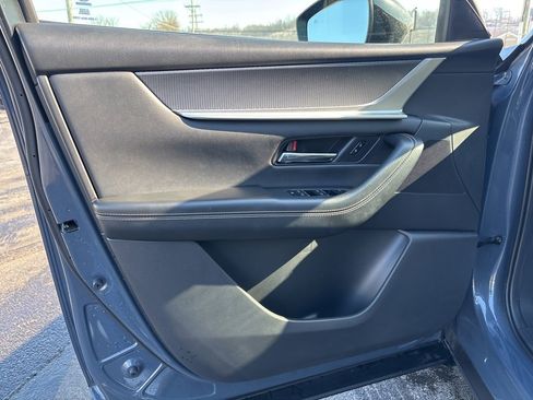 Used 2025 MAZDA CX-70 3.3 Turbo w/ Preferred Package image 16