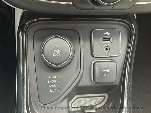 Used 2018 Jeep Compass Limited AWD/4WD image 26