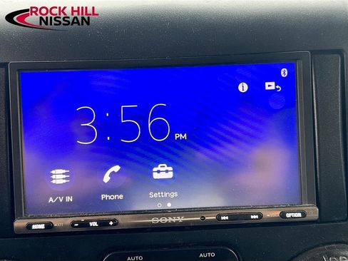 Used 2017 Jeep Wrangler Unlimited Sahara image 15