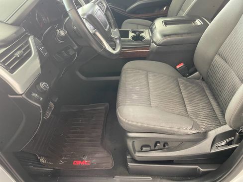 Used 2016 GMC Yukon XL SLE w/ Convenience Package image 17