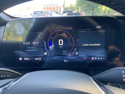 New 2026 Chevrolet Equinox LT w/ Convenience Package II image 16