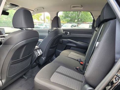 New 2026 Kia Sorento LX FWD image 6
