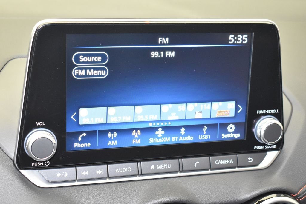 Used 2025 Nissan Sentra SR FWD image 20