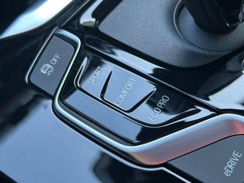 Used 2020 BMW X3 xDrive30e w/ Executive Package image 29