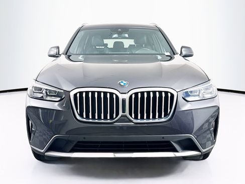 Used 2024 BMW X3 sDrive30i image 2