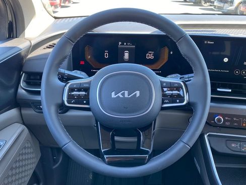 New 2026 Kia Carnival FWD image 9