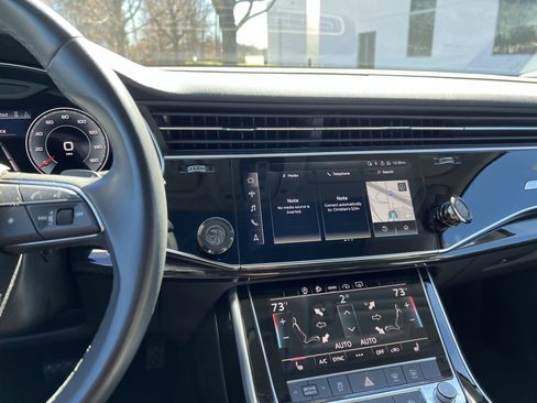 Used 2023 Audi Q7 3.0T Premium w/ Convenience Package image 31