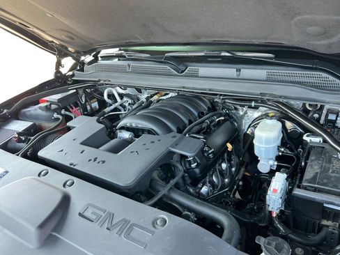 Used 2016 GMC Yukon Denali w/ Open Road Package image 15