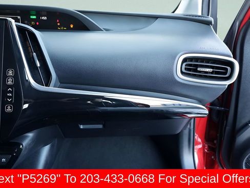 Certified 2022 Toyota Prius Prime Limited FWD image 27