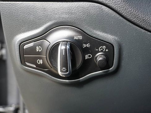 Used 2015 Audi Q5 2.0T Premium image 20