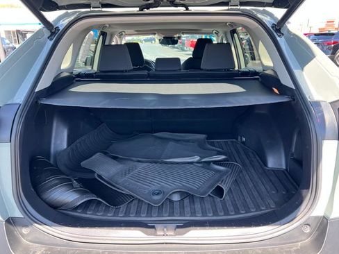 Used 2021 Toyota RAV4 XLE w/ Convenience Package image 38