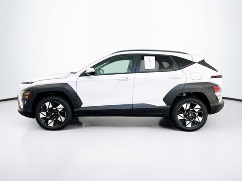 Used 2025 Hyundai Kona SEL AWD/4WD image 4