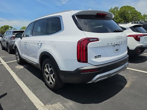 Certified 2022 Kia Telluride EX FWD image 14