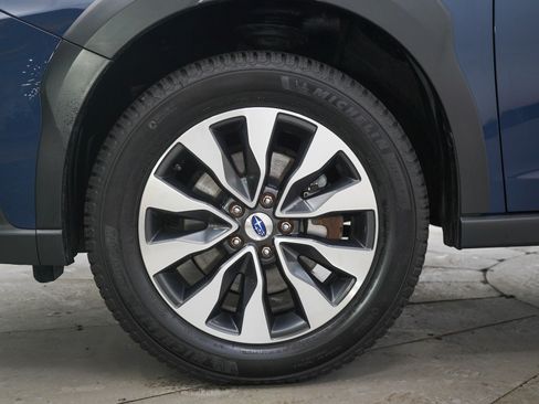 Used 2023 Subaru Outback Limited AWD/4WD image 29