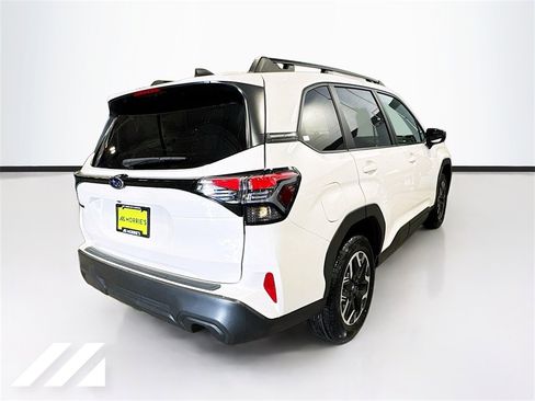 New 2026 Subaru Forester Premium image 5