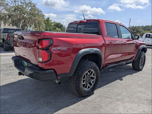 Certified 2023 Chevrolet Colorado ZR2 w/ ZR2 Convenience Package III AWD/4WD image 8
