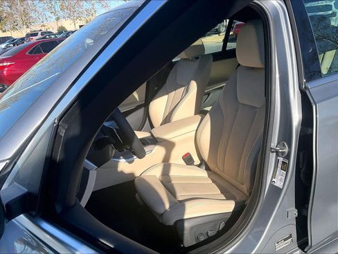 Certified 2025 BMW 330i Sedan w/ Convenience Package image 26