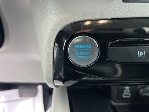 Used 2024 Ford Escape Platinum image 31