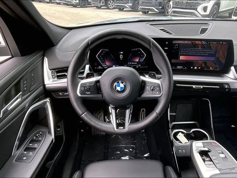 Used 2026 BMW X2 xDrive28i AWD/4WD image 19