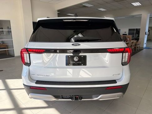 Used 2025 Ford Explorer Platinum w/ LUX Leather Package image 7